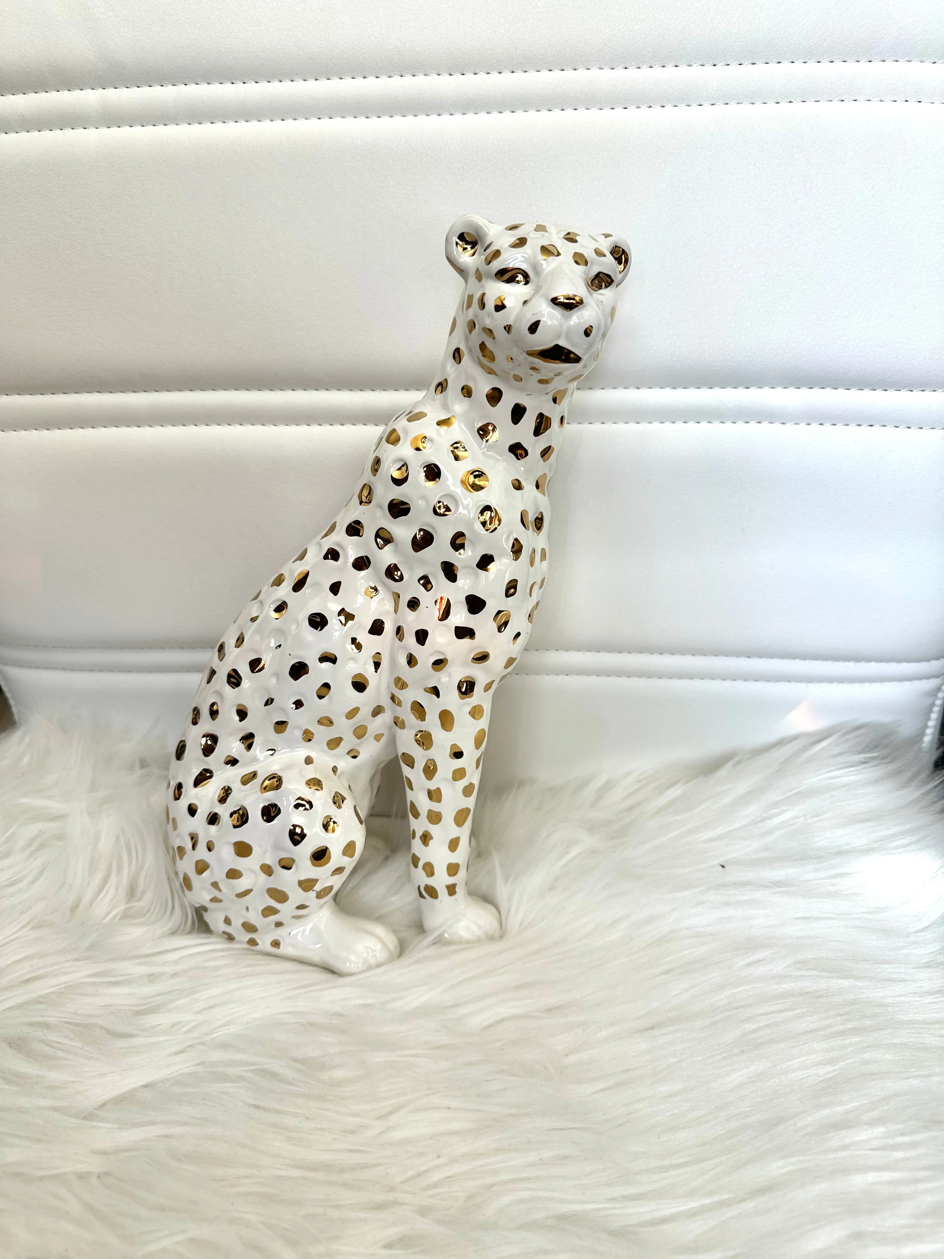 11” Tall Sitting Leopard Cheetah White & Gold Ceramic Sculpture Statue Home Deco