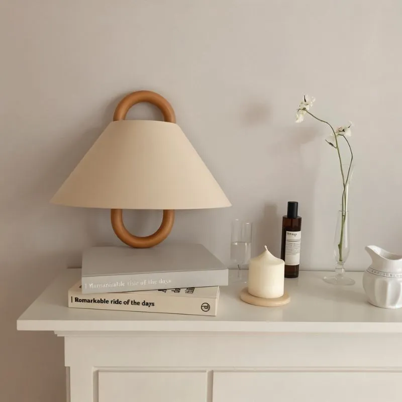 Aine Wall Lamp