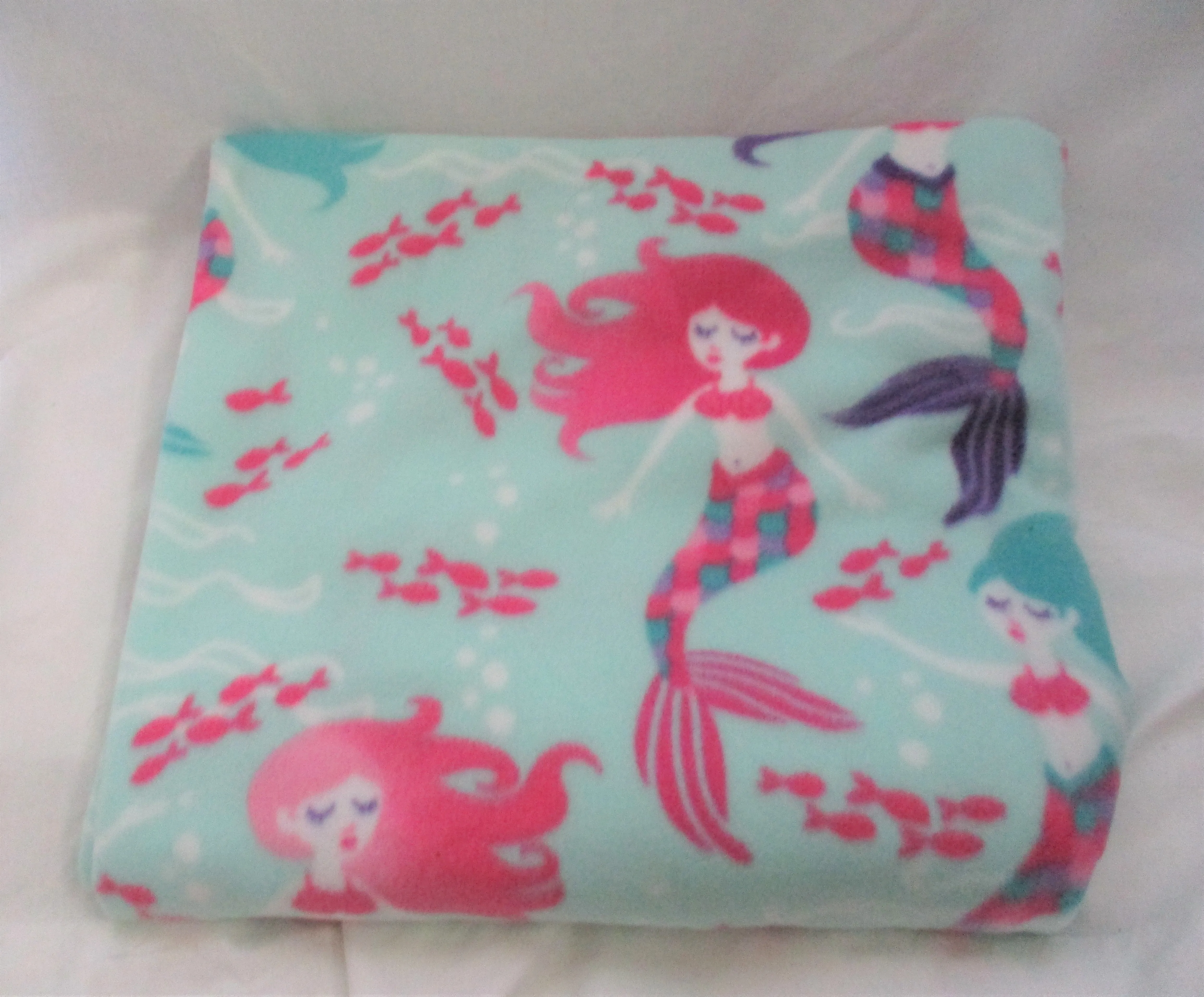 BLIZZARD FLEECE Made USA Blanket Throw Cover MERMAID Bedpsread 62 x 55"