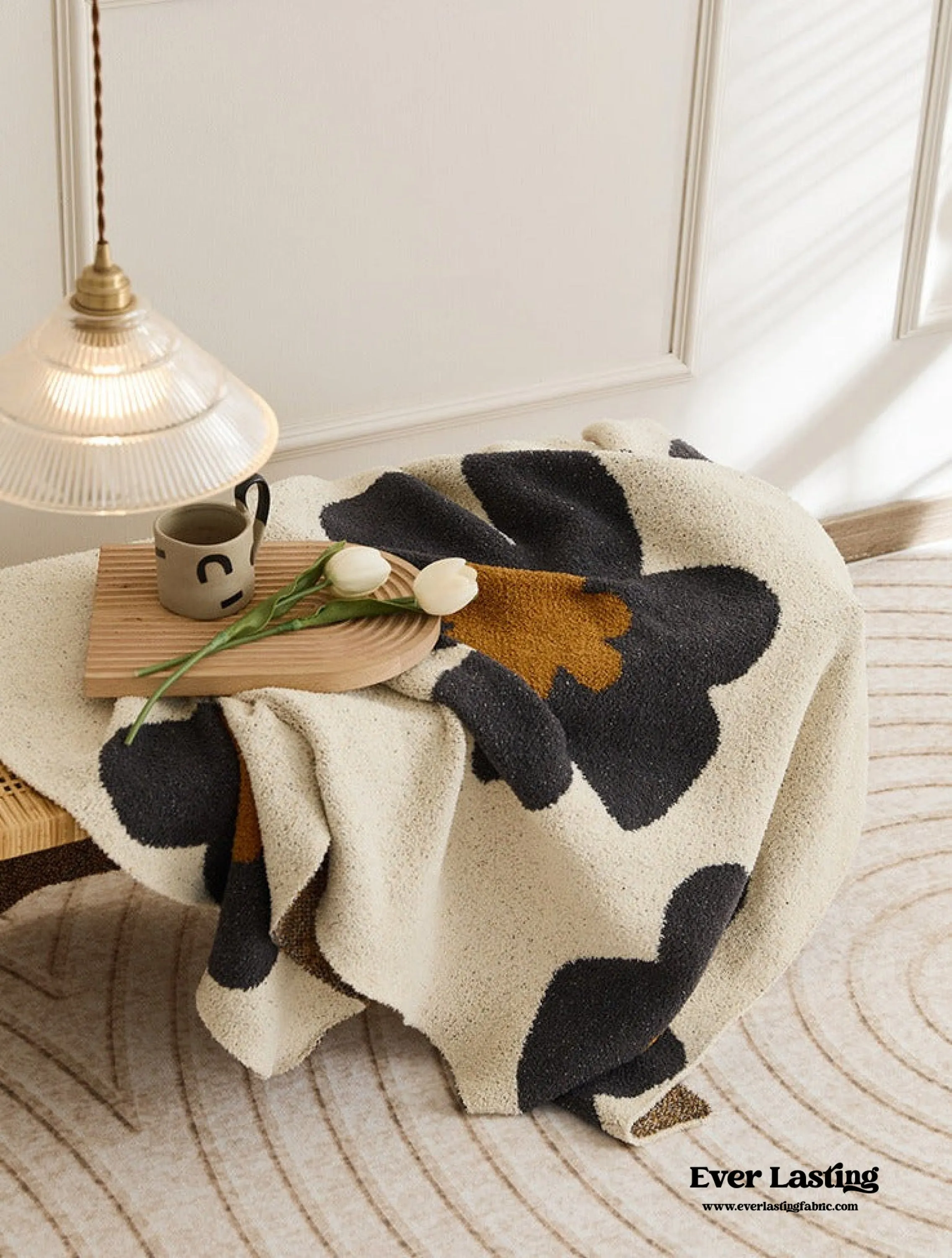 Cozy Earth Tone Floral Blanket / Orange   Beige