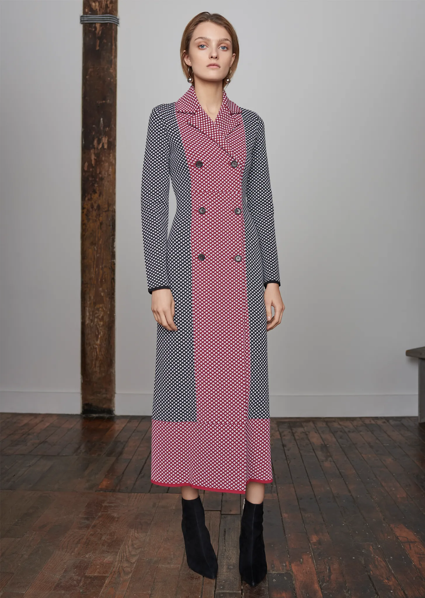 Darsi - Women’s Double-breasted Peacoat with Diamond Pattern