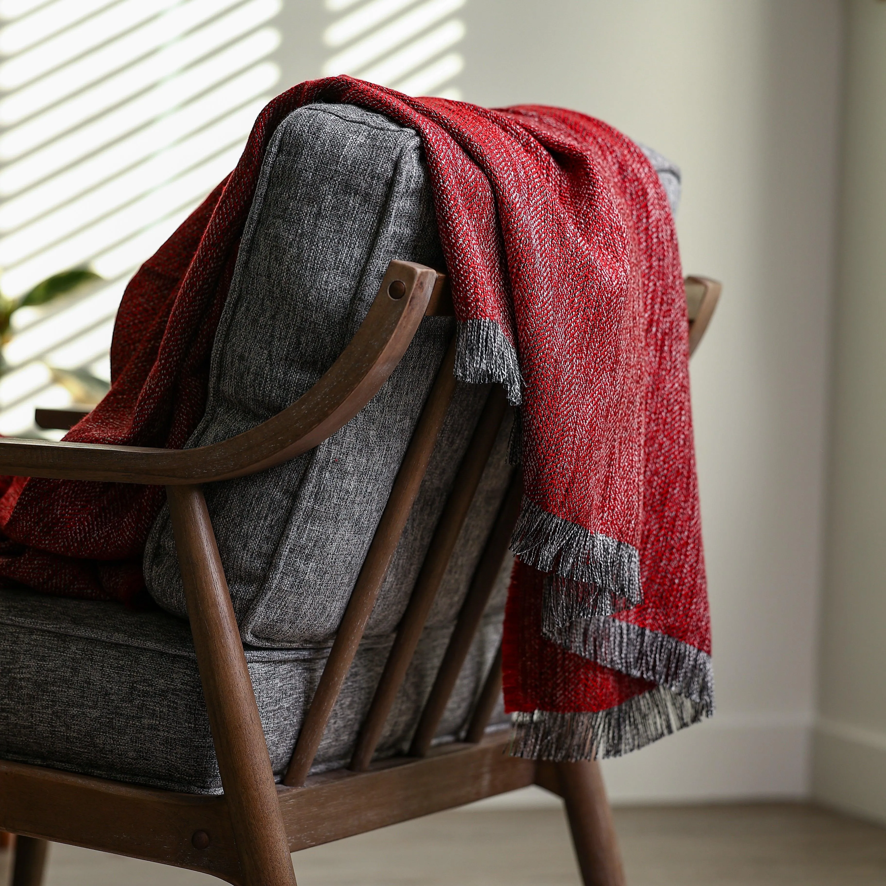 Luxurious Herringbone Throw Blanket - White Black, Red White Black, Black Cream